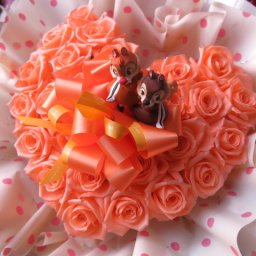チップ&デール入り　花　ハート　フラワーギフト ハート　プリザーブドフラワー オレンジ