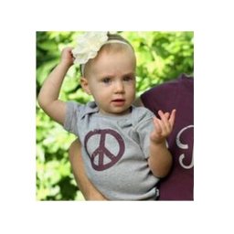 半額セール3900円→1950円【ベビー】半袖ロンパース「Peace Baby!」(親子リンクコーデ)