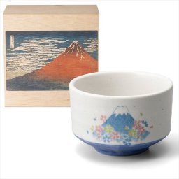 暮らしを彩るメイドインジャパンの器茶楽JAPAN　抹茶碗(桜富士)木箱入 和食器（湯呑/カップ/グラス） MW-1859 記念品 引出物 粗品 ブライダル 結婚式 プレゼント 母の日 父の日 クリスマス バレンタインデー