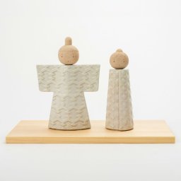 信楽焼置物　hina（ホワイト）雛人形　ギフト【出産祝】【ママ友】【節句祝】【入学祝】【記念日】【子供】ギフトボックス無料　ラッピング無料　のし無料　メッセージカード無料