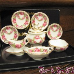 ミニチュア ロイターポーセリン ４人のディナーセット ローズバンド RP1385-6 ミニチュアハウス ドールハウス 用