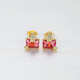 ピアス 両耳用 FORMICA Nanocrystal レッド シルバー925 イエローゴールド スタッド エメラルドカット 中粒 4本爪 エレガント おしゃれ きれいめ ce20061135
