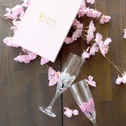 温度で楽しむ・丸モ高木陶器・桜が満開冷感桜シャンパングラス　ペアセット 旬 SHUN JAPAN　バレンタイン　母の日 父の日 結婚祝い プレゼント ビール日本酒ウイスキー敬老の日退職祝い 敬老の日 母の日 父の日 お歳暮お中元（lenggan-gao）