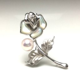 真珠 ブローチ パール アコヤ真珠 9.1mm ホワイトピンク シルバー シェル 植物 フラワー バラ 70528 イソワパール