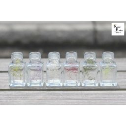大地農園「ボトルインフラワー　カスミソウ　12色選べる 12本セット　0.2ｇずつ　スクエア50ml」プリザーブドフラワー　プリザ　ハーバリウム　小花 ドライフラワー ハーバリウム アロマワックスバー サシェ キャンドル 花材