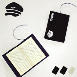 パイロット1  名入れキャンバスブックカバー/文庫本用 A6判 部活 お名前  習い事 卒団記念品 卒部 卒団 卒業 記念品 ノベルティグッズ 新学期 機関士　運転士　操縦士　飛行士