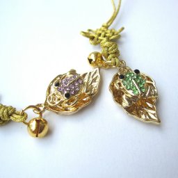 【開運】福を生む黄金の葉乗り蛙 根付 ストラップ【ピンク グリーン】【幸運のカエル】【かえる】【蛙 約2.5ｃｍ】