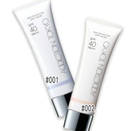 ADDICTION(アディクション) スキンプロテクター ソフトグロウ 30g SPF40/PA+++ コスメ 化粧品 デパコス ギフト プレゼント ブランド 高級 女性 人気 ラッピング ブーケ 母の日 ホワイトデー クリスマス 誕生日 キット コフレ 彼女 記念日 女友達 感謝