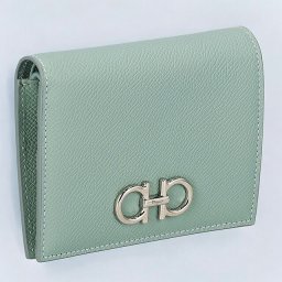 フェラガモ 二つ折り財布 レディース ブランド Ferragamo 22D780CALF LUCCH 770 020 ライトグリーン
