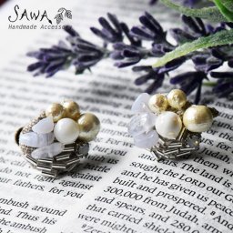 【SAWA サワ】コットンパール × 天然石のイヤリング (te-p-22) ハンドメイド 手作り 作家 アクセサリー レディース ナチュラル ピアス 母の日