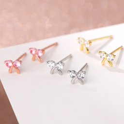 【ご家庭用梱包】ピアス リボン シルバー レディース ゴールド ピンク Silver925 925 スタッドピアス シンプル かわいい 20代 30代 40代 50代 ストーン キュービックジルコニア アレルギー対応