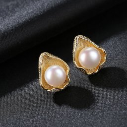 ピアス 両耳用 淡水パール シルバー925 ホワイト ピンク イエローゴールド スタッド 大粒 上品 大人 おしゃれ 可愛い かわいい きれいめ モチーフ シェル pe0115