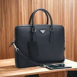 プラダ ブリーフケース メンズ SAFFIANO TRAVEL レザー イタリア 2VE368 NERO ブラック バッグ