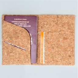 SUCK UK コルクパスポートホルダー（文具 カードホルダー）「Cork Passport Holders」イギリス サックユーケー  コルクパスポートホルダー ◇