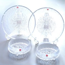 ブランドロゴ入りボックス付属　イッタラiittala　ウルティマツーレULTIMATHULE　ボウル・プレート　ペアセット【御結婚御祝・内祝・新築御祝・還暦御祝・御礼・寿・各種ギフト包装可能】