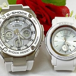 カシオ 恋人たちのGショック ペアウォッチ G-SHOCK GST-W310-7AJF BGA-2900-7AJF ソーラー電波 電池式 送料無料 国内正規品 記念日 誕生日 プレゼント お揃い ホワイト 白 シルバー クリスマス お祝い 結婚 婚約 20代 30代 40代 50代 カップル 夫婦