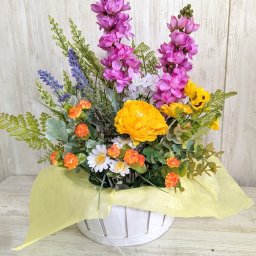 ミックスグリーンアレンジ　ギフト アレンジ カゴ 綺麗 枯れない お母さん 可愛い Mother お手入れ簡単 お誕生日 プレゼント イベント 敬老の日 結婚記念日 結婚祝い 退職祝い お祝い お見舞い 選べるメッセージカード