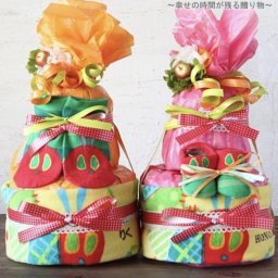 【送料無料】はらぺこあおむし グッズ おむつケーキ ２段 ソックス | 出産祝い 赤ちゃん 出産 ギフト プレゼント お祝い 男の子 女の子 オムツケーキ ダイパーケーキ ベビーカー 刺繍 タオル 腹ペコ青虫 キャラクター ラッピング 贈り物 名入れ