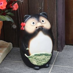 信楽焼 たぬき 置物 高さ29cm 陶器 縁起物 9号メスなごみ狸 ta-0374