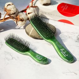 【薄毛対策に！頭皮マッサージができるヘアブラシ】頭皮に優しいヘアケアブラシ ブラシ くし ヘアブラシ 薄毛対策 頭皮マッサージ 地肌マッサージ ブラッシングしやすい シャンプブラシ レディース メンズ