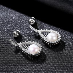 ピアス 両耳用 キュービックジルコニア 淡水パール シルバー925 ホワイト ピンク パープル イエローゴールド シルバー スタッド 中粒 上品 大人 揺れる pe0200