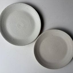 オフホワイトプレート大ペア 大皿 皿 和食器 おしゃれ パーティ ワンプレート 白 無地 シンプル 直径約28cm 丸皿 食器 陶器 器 プレゼント ギフト 引き出物 結婚祝い 引越し祝い カフェ 盛皿 丹波篠山 日本製 食器・プレート