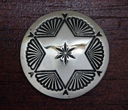 ウエスタンスタイルシルバーコンチョ