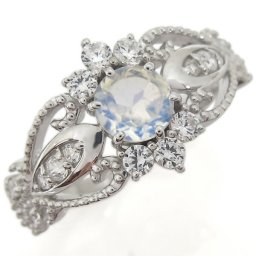 プラチナ ロイヤルブルームーンストーン 婚約指輪 アンティーク調 ミル打ち リング