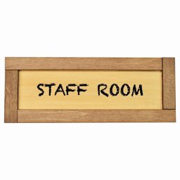 スタッフルーム Staff Room 木枠付き 木製プレート Gタイプ サインプレート ドアプレート 長方形 おしゃれ かっこいい かわいい シンプル ナチュラル ブラウン トイレ 貼付タイプ 北欧風 レストラン 個人用 自宅 インテリア コーデ 商業施設 企業用 カフェ