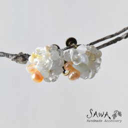 【SAWA サワ】天然石 × パール イヤリング (te-P-43)レディース アクセサリー ピアス 両耳用 淡水パール マザーオブパール ビーズ ナチュラル ホワイト オレンジ ハンドメイド おしゃれ コーディネート 人気 クリスマス 母の日 ギフト プレゼント