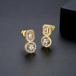 ピアス 両耳用 キュービックジルコニア ホワイト 真鍮 イエローゴールド シルバー スタッド エレガント きれいめ e20121221