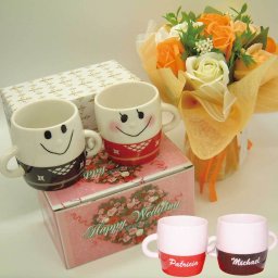 【結婚祝い特販】名入れ なかよし マグカップ(和装)メッセージボックス入り、今ならソープフラワー(ピーチオレンジ)付き【数量限定】送料無料(沖縄・離島除く)、結婚祝い、結婚記念