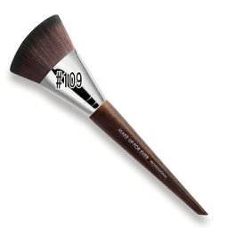 MAKE UP FOR EVER(メイクアップフォーエバー) ファンデーションブラシ 109