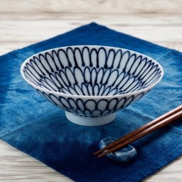 【白山陶器 平茶わん P-4】ご飯茶碗 HAKUSAN 和食器 茶碗 日本製 波佐見焼 平茶碗 森正洋 ギフト 結婚祝い 小鉢 ロングセラーアイテム おしゃれ食器 おしゃれ茶碗 和食器ギフト 和食器 お茶碗 大きめお茶碗 おしゃれ 食器 ご飯茶碗 茶碗 飯碗 ごはん茶碗 茶わん ちゃわん ライスボウル ボウル 大きい 大きめ カフェ食器 カフェ風 モダン