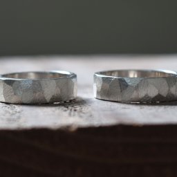 スリめのリング(中) ペアリング ハンドメイド オーダー シルバー 鑢目 シンプル 上品 おしゃれ 指輪 Silver 950 マモる ごつめ ゴツめ 手作り 手づくり ダイヤモンド
