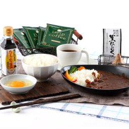 生にんにくポリフェノール１０倍 黒にんにくカレー 黒にんにく玉子かけ醤油等詰合せ