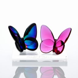Baccarat バカラ ラッキーバタフライ ピオニー・スカラベブルー ペア SWAROVSKI スワロフスキー 台座 Lサイズ オリジナルセット 名入れ彫刻代込み 結婚記念日 結婚祝 記念日 記念品 オブジェ インテリア 高級 ブランド 名前 刻印 正規品 ペアギフト