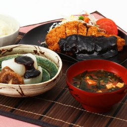 老舗の八丁味噌をいろんな形で楽しめる  まるや八丁味噌 いろどり詰合せ