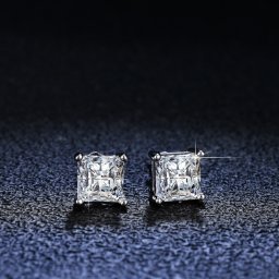 ピアス 両耳用 レディース モアサナイト ホワイト シルバー925 シルバー 1ct ke030