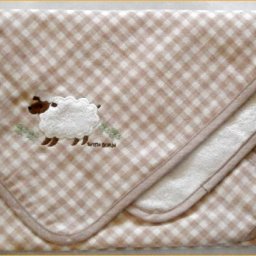 名入れ お名前 刺繍 ネーム おくるみ ベビーケット ベビーブランケット 出産祝い 日本製 ベビー服 赤ちゃん 新生児 アフガン　何でもケット タオルケット 掛け物 寝具 ベビー寝具ビセラ ベビー用品