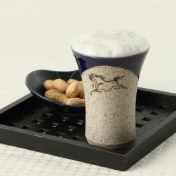 送料無料 タンブラー ビール 300年以上続く 伝統工芸 大堀相馬焼〈 ビールタンブラー・小 〉 KACHI-UMAプロジェクト（主催ガッチ）