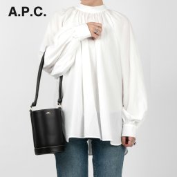APC アーペーセー A.P.C. PXAWV F61555 ショルダーバッグ レディース バック 肩掛け バケットバッグ レザー プレゼント キレカジ 無地 シンプル 誕生日 オシャレ ギフト 革 ポシェット ブラック 黒 記念日 エコバッグ