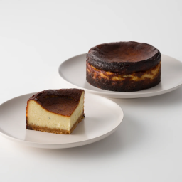 藍熟【チーズケーキ】【ゴルゴンゾーラチーズケーキ】≪セット商品ご購入で送料無料！さらにお値段もお得になっております！≫【ワインに合うチーズ】【お取り寄せチーズケーキ】【なめらかなチーズケーキ】 母の日 父の日 敬老の日 お礼 お祝い 内祝い お誕生日 クリスマスプレゼント お中元 お歳暮 グルメプレゼント