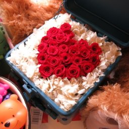 結婚祝い　ハート　フラワーギフト アンティーク風ブリキ缶入り　ハート　プリザーブドフラワー