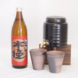 本格焼酎サーバー1000cc(18cm×24cm 1kg)三重県萬古焼き備前金彩ペアカップ(200ml×2個)雲海酒造 本格芋焼酎さつま木挽 (鹿児島県) 900ml×1本
