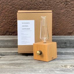 【WOODEN AROMA DIFFUSER 】天然木 アロマディフューザー ブラックチェリー アロマ 香り インテリア 木 ネブライザー式 ギフト ディフューザー WOOD 水なし ネブライザー 水を使わない 木目調 アロマ 静音 タイマー付 おしゃれ 北欧