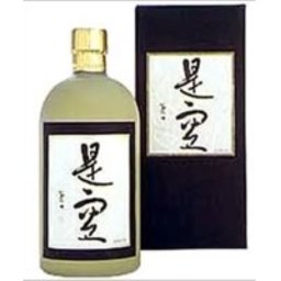 ＜麦焼酎＞是空 37度【720ml】ぜっくう 化粧箱 お酒 焼酎 お酒好き 家飲み 宅飲み 呑み リモート飲み会 飲み会 手土産 お土産 記念日 誕生日 恋人 妻 夫 父 母 父の日 母の日 お祝い 勤労感謝の日 お年賀 お中元 お歳暮 プレゼント ギフト 贈り物 ラッピング