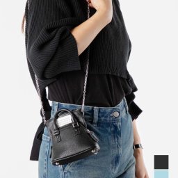 メゾン マルジェラ MAISON MARGIELA SB1WG0022 P5348 ショルダーバッグ 5AC CLASSIQUE BABY メンズ レディース バッグ クラシック ベイビー クロスボディ 肩掛け 本革 レザー チェーンネックストラップ カジュアル プレゼント ギフト ブランド ブラック