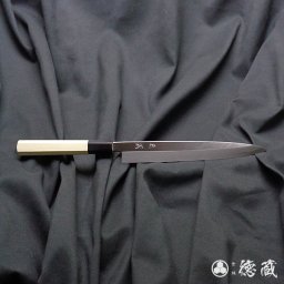 包丁 白二　柳刃包丁　朴八角柄　210mm 片刃 白紙2号 朴 日本製 徳蔵刃物 TOKUZO KNIVES 名入れ ラッピング 送料無料 JAPAN Kitchen Knives 包丁 ほうちょう