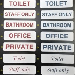 【アクリル製】新カラー！ホワイトのアクリルプレートに文字はレッドとブルー！STAFF ONLY/TOILET/BATHROOM/OFFICE/PRIVATE 二層板 レーザー彫刻 薄い 軽い【屋外使用可】